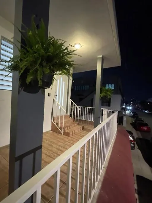 Urban Lodgings One @ Roosevelt 457 San Juan